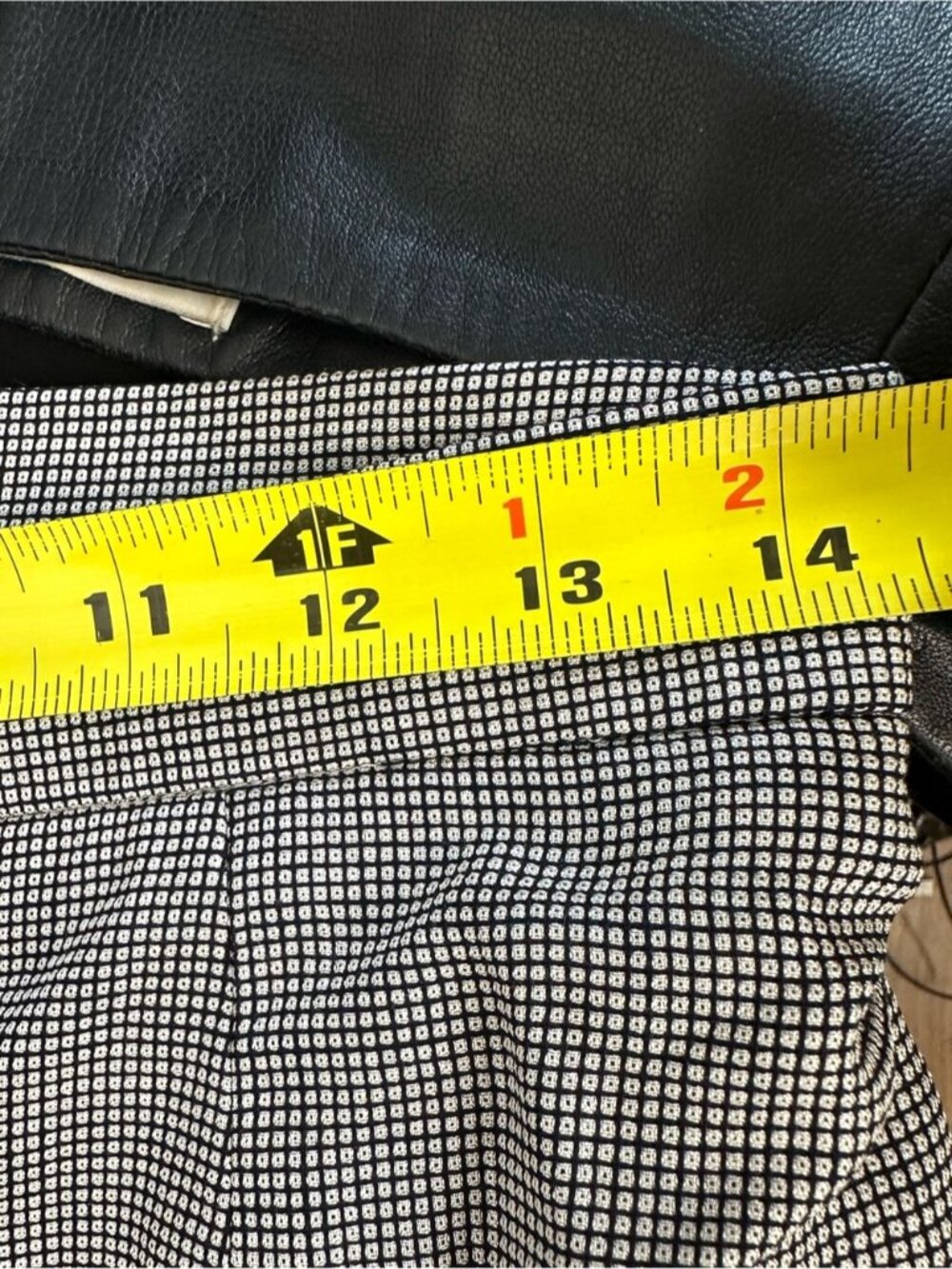 ESCADA Vintage VIRGIN WOOL SILK Blend High Waist Tiered Plaid Check Mini Skirt 6 - Picture 7 of 7
